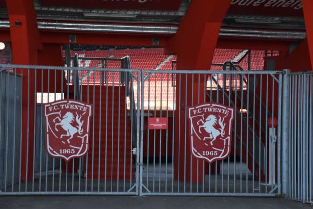 Twente-verdediger heeft geen spijt van weigeren top: 'Blij voor Twente te spelen'